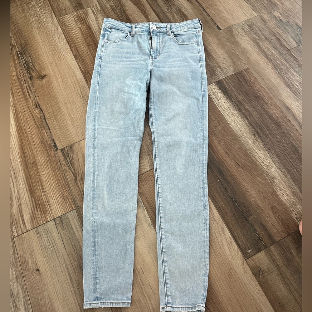 American Eagle Ne(X)T level stretch light wash jeans
